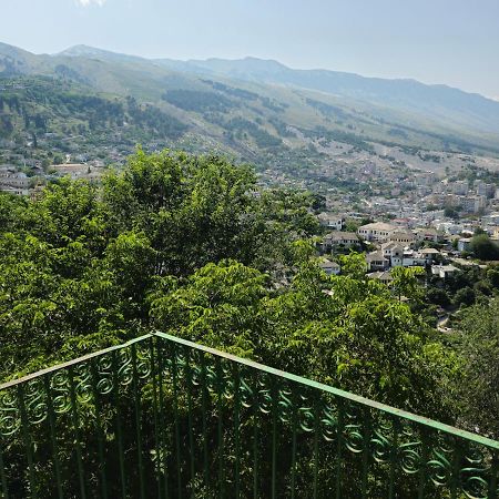 Traditional House Shapllo Gjirokastër 외부 사진
